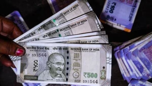 8वीं वेतन आयोग: वित्त मंत्रालय ने सिफारिशों के लिए मांगा सुझाव, जानें कब होगा नोटिफिकेशन जारी