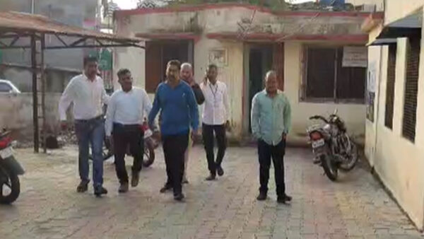 बुलढाणा: सिलाई मशीन योजना में रिश्वत, चिखली पंचायत समिति का कर्मचारी एसीबी के जाल में रंगेहाथ गिरफ्तार