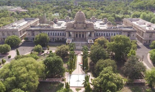 MVA उम्मीदवारों ने हार स्वीकारने से किया इनकार, CCTV व अन्य वीडियो फुटेज की जांच के लिए हाईकोर्ट में याचिका
