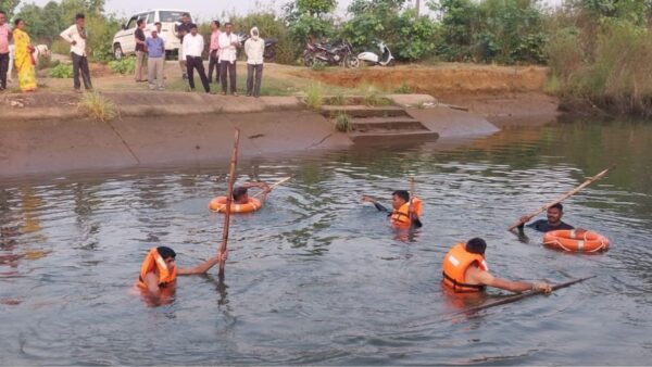 गोंदिया: नहर में नहाने गए 2 युवकों की डूबने से मौत, गोताखोरों ने दोनों शवों को निकाला