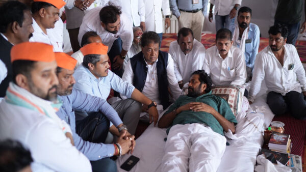 रोहित पवार की सरकार को चेतावनी: “बच्चू कडु को कुछ हुआ तो सांसद-विधायकों को सड़कों पर चलने नहीं देंगे”