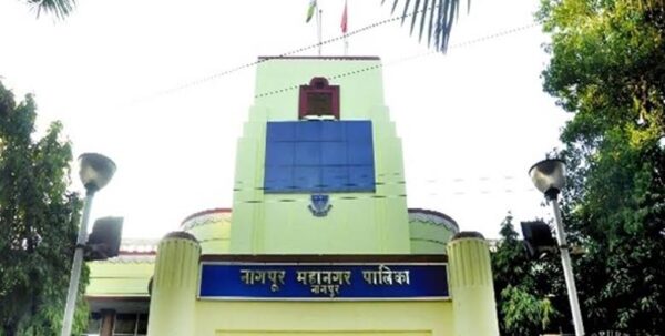 चुनाव से पहले मनपा में तबादलों की बड़ी कार्रवाई, 80 अधिकारियों का तबादला