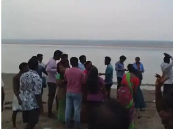 गडचिरोली: महाराष्ट्र-तेलंगाना बॉर्डर के सिरोंचा तहसील में बड़ा हादसा, गोदावरी नदी में डूबने से छह बच्चों की दर्दनाक मौत