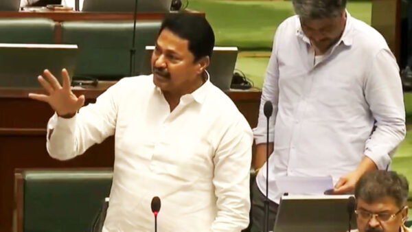 विधानसभा में अध्यक्ष के आसन पर चढ़े कांग्रेस नेता नाना पटोले, एक दिन के लिए निलंबित