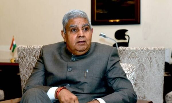 उपराष्ट्रपति जगदीप धनखड़ ने स्वास्थ्य कारणों से दिया इस्तीफा, देश में राजनीतिक हलचल तेज