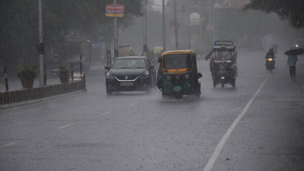 मंगलवार को उपराजधानी में भारी बारिश, मौसम विभाग ने येलो अलर्ट जारी किया