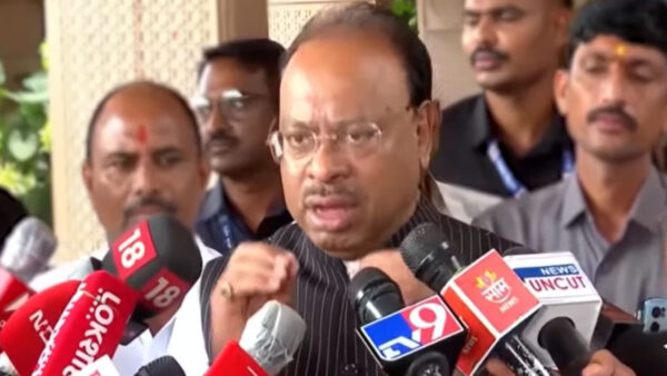 “मुख्यमंत्री फडणवीस के पोस्टरों से रोहित पवार को क्यों हो रहा दर्द?” – बावनकुले का तंज