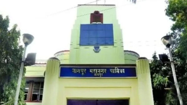 लगातार अनुपस्थित रहने पर मनपा के 29 सफाई कर्मचारी निलंबित, आयुक्त ने की सख्त कार्रवाई