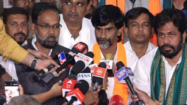 “70 सालों से किसानों के साथ अन्याय, सरकारें रहीं नाकाम: जारंगे पाटिल बोले — अब मदद करने का सही समय”