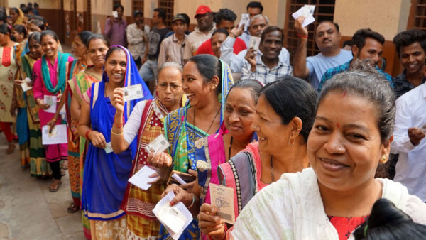 महाराष्ट्र निकाय चुनाव तीन चरणों में संभव: राज्य चुनाव आयोग ने शुरू की तैयारी, जनवरी के आखिरी सप्ताह में हो सकता है मतदान