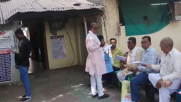 अकोला: तकझुरे अर्बन और TMT ग्रुप पर करोड़ों की ठगी का आरोप, डबल ब्याज के नाम पर दो हजार निवेशकों को ठगा