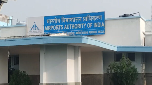 **अकोला: रनवे विस्तार मंजूरी के बाद कांग्रेस-भा.ज.पा. के बीच श्रेय को लेकर राजनीतिक विवाद, बयानबाजी तेज**