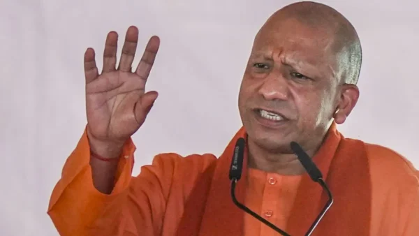 यूपी में रोहिंग्या घुसपैठियों पर सख्त एक्शन: सीएम योगी के आदेश पर सभी मंडलों में बनेंगे डिटेंशन सेंटर